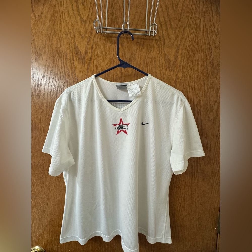 Nike White Red Star Short Sleeve Tee